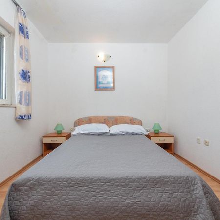 Olive Gardens Apartment พรีมอชเตน ภายนอก รูปภาพ