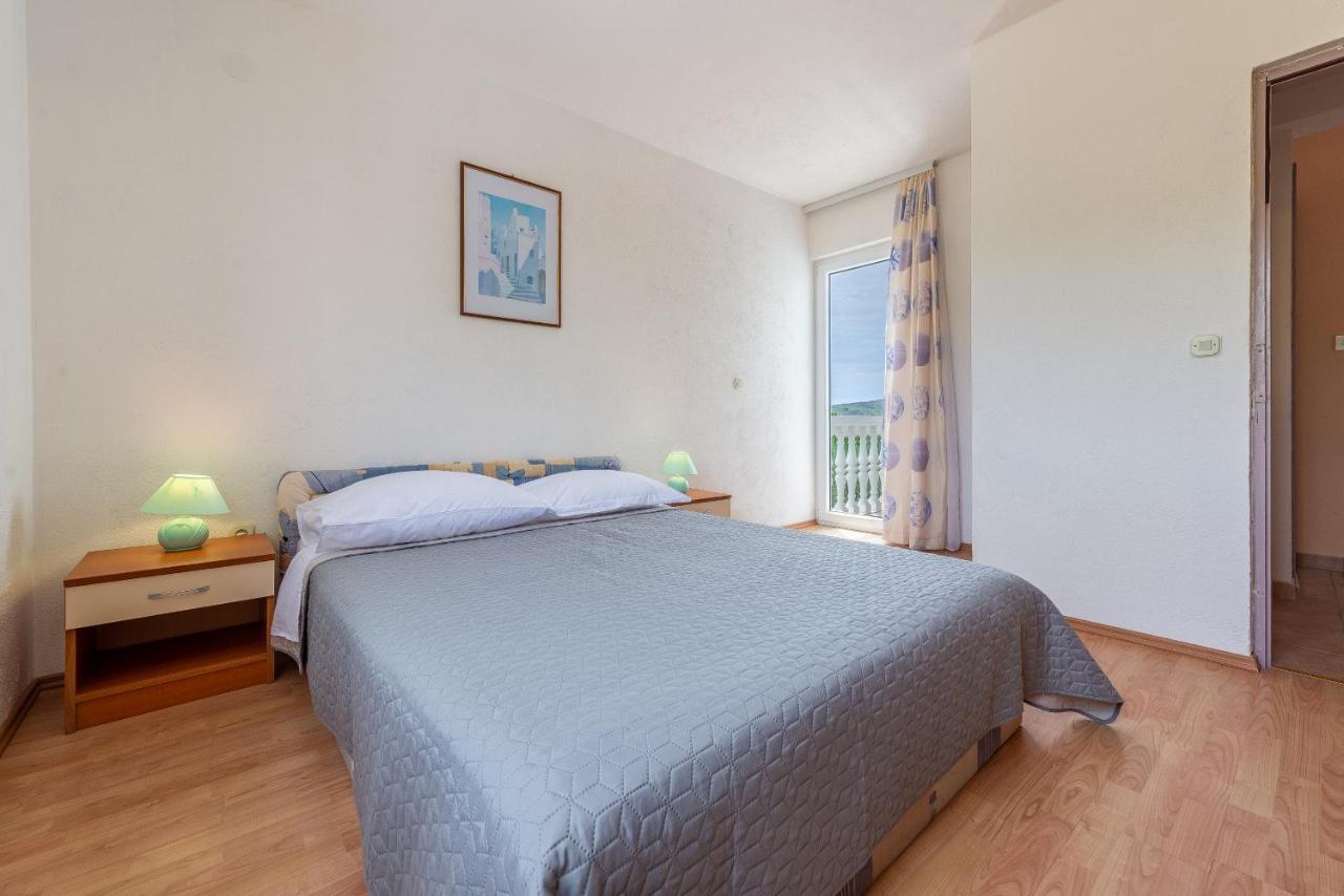 Olive Gardens Apartment พรีมอชเตน ภายนอก รูปภาพ