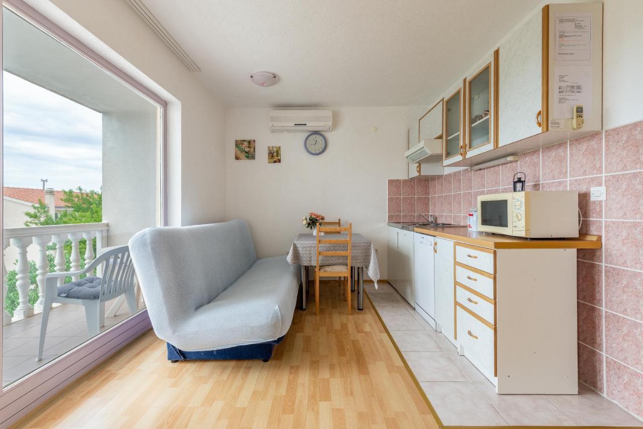 Olive Gardens Apartment พรีมอชเตน ภายนอก รูปภาพ