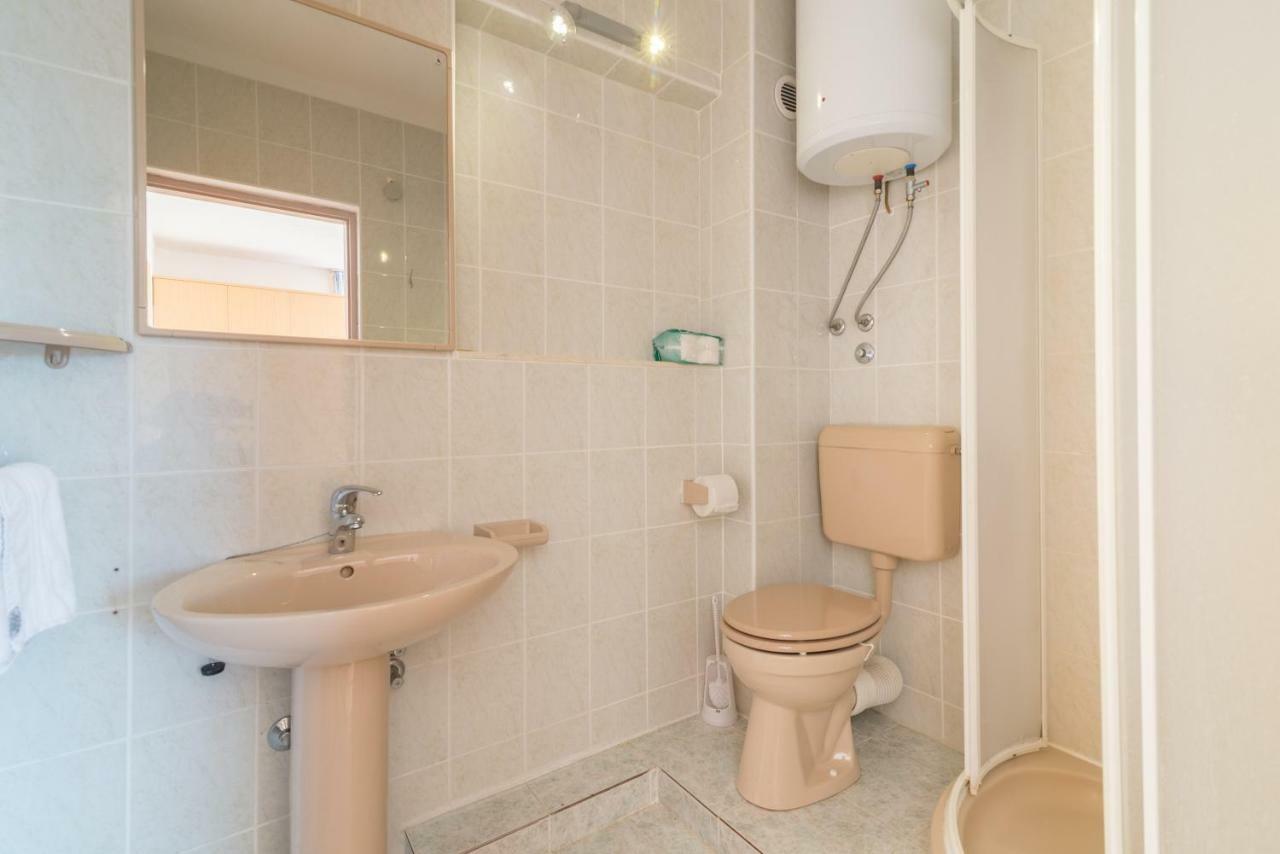 Olive Gardens Apartment พรีมอชเตน ภายนอก รูปภาพ