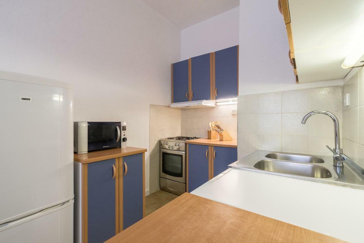 Olive Gardens Apartment พรีมอชเตน ภายนอก รูปภาพ