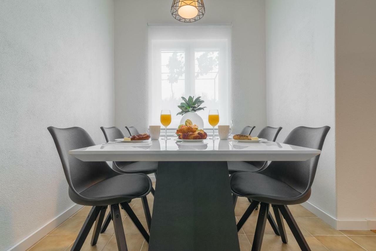 Olive Gardens Apartment พรีมอชเตน ภายนอก รูปภาพ